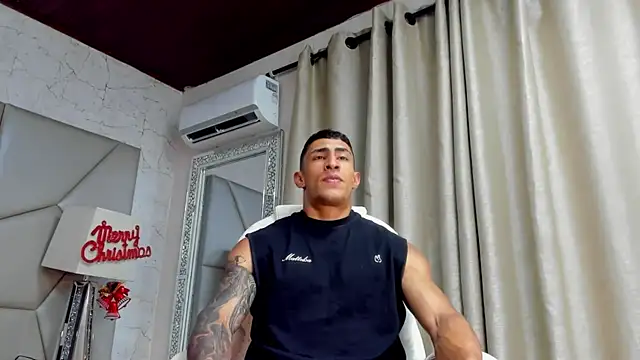 Snapshot of adrian_ray chatting on December 4, 2025, 6:27 pm adrian ray online show from December 4, 2025, 6:27 pm