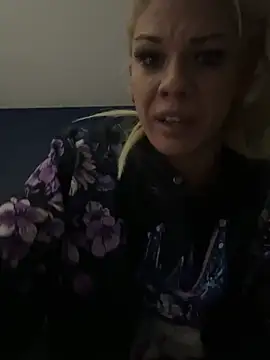 DesireableBlonde online show from May 14, 2026, 10:33 am