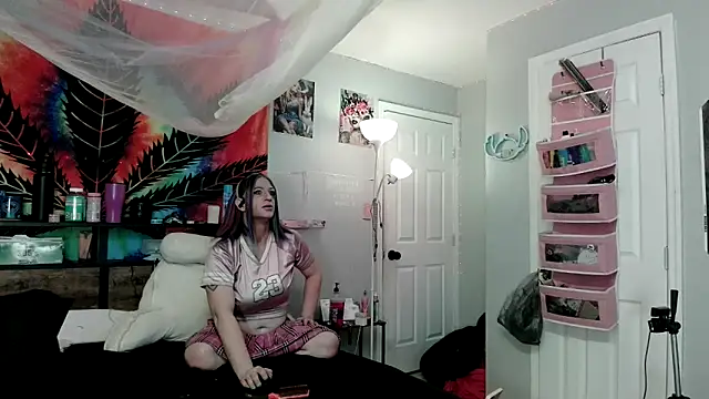 Snapshot of mistismoker chatting on April 1, 2026, 2:12 am mistismoker online show from April 1, 2026, 2:12 am