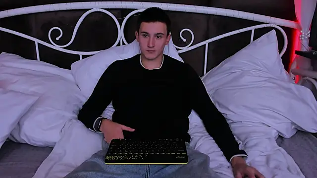 David  Diamond online show from September 19, 2025, 3:45 pm