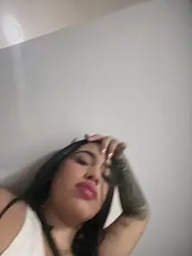 SofiaWildee online show from October 8, 2025, 11:02 pm