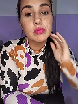 kariciasecreta online show from May 22, 2026, 1:46 am