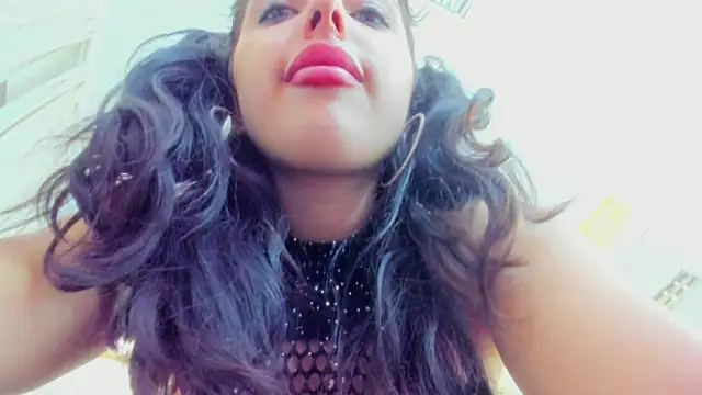 Snapshot of Jelly_Bee chatting on October 25, 2025, 7:52 pm Jelly Bee online show from October 25, 2025, 7:52 pm