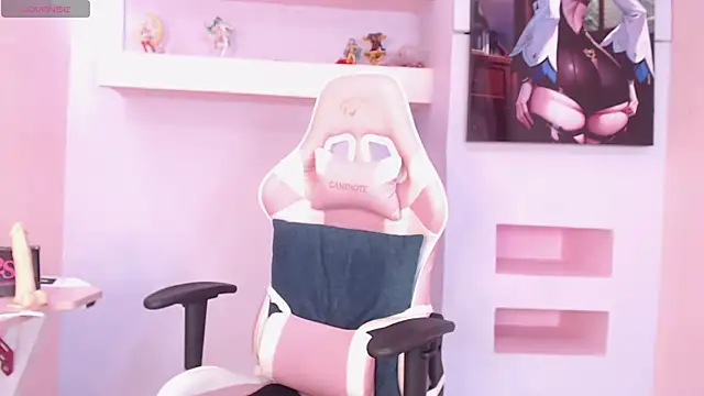 SkylerBloomm online show from September 15, 2025, 3:06 am