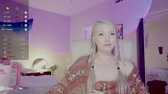 Snapshot of Talulaa chatting on December 17, 2024, 2:12 am Talulaa online show from December 17, 2024, 2:12 am