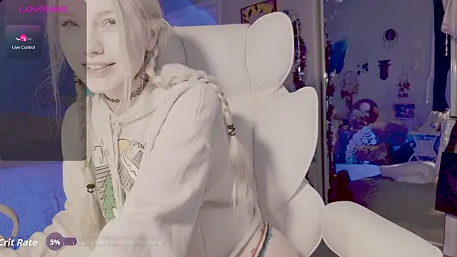 Snapshot of Talulaa chatting on October 23, 2025, 6:17 pm Talulaa online show from October 23, 2025, 6:17 pm