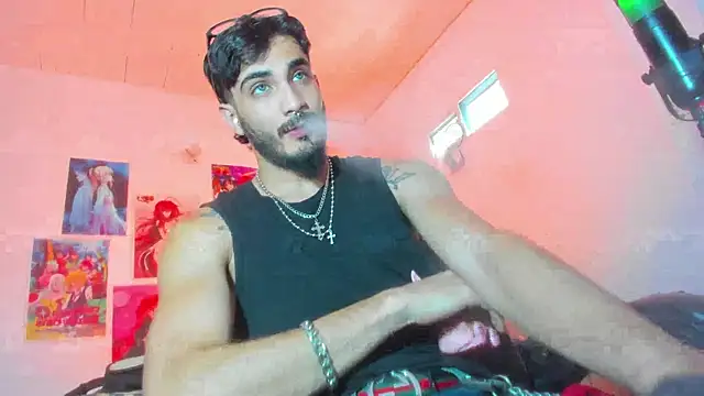 LovexJuxn  online show from December 22, 2025, 8:06 pm