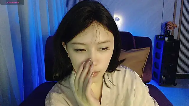 Eoov online show from September 27, 2025, 4:23 pm