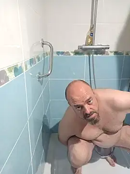 Snapshot of JPB052 chatting on October 22, 2025, 4:40 pm JPB052 online show from October 22, 2025, 4:40 pm