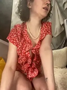 Kitty Kisss online show from February 5, 2026, 8:30 am