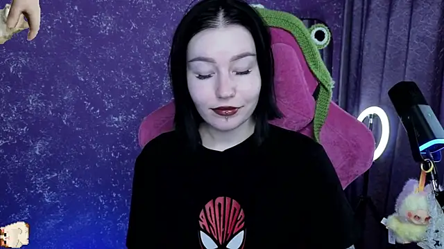 MargarettRose online show from July 18, 2026, 3:11 am
