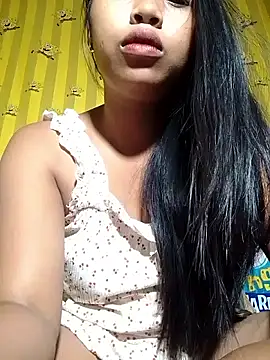 Snapshot of UrSweetAsianLady_02 chatting on March 21, 2026, 12:43 pm UrSweetAsianLady 02 online show from March 21, 2026, 12:43 pm