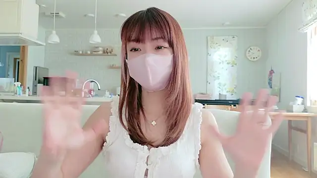 Snapshot of SUZU_1201 chatting on April 30, 2026, 12:39 am SUZU 1201 online show from April 30, 2026, 12:39 am