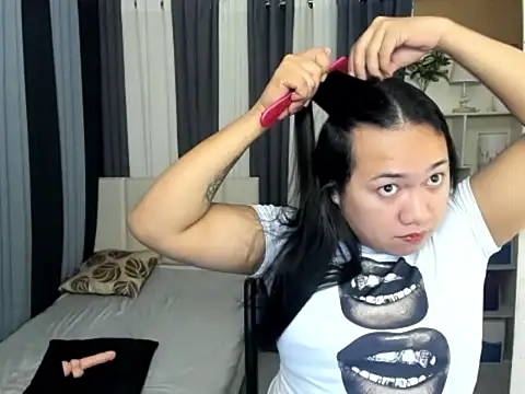 TsUncutKaren online show from February 26, 2026, 5:45 pm