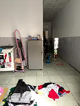 Tiffany-yy online show from September 17, 2025, 6:26 am