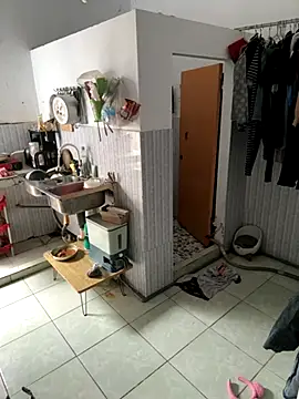 Tiffany-yy online show from October 14, 2025, 5:19 am