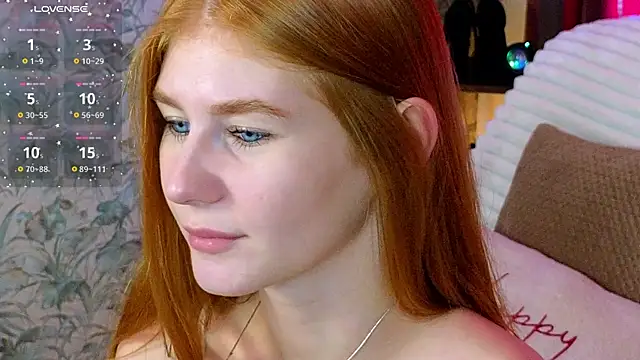 JuliaPowers  online show from September 26, 2025, 4:05 am
