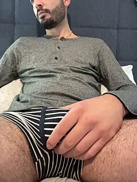 Ggscrotos online show from October 13, 2025, 9:42 am