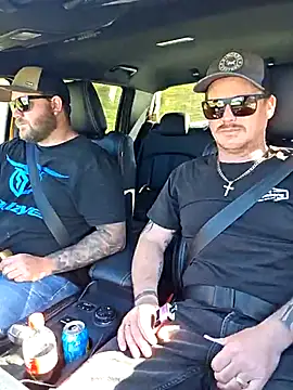 Snapshot of brokecountrylads chatting on October 15, 2025, 5:51 am brokecountrylads online show from October 15, 2025, 5:51 am