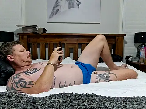 brokecountrylads online show from March 5, 2026, 9:49 am