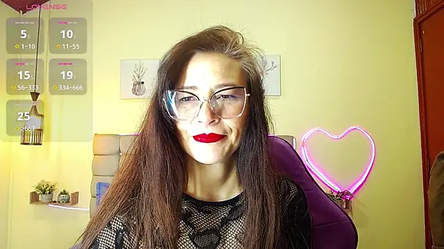 Snapshot of _naomi_s chatting on July 8, 2026, 1:26 pm naomi s online show from July 8, 2026, 1:26 pm