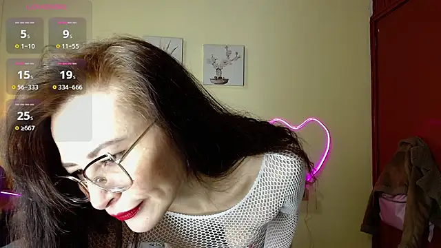 Snapshot of _naomi_s chatting on July 13, 2026, 1:25 pm naomi s online show from July 13, 2026, 1:25 pm