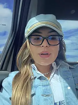 Snapshot of ValeriiGomez chatting on September 8, 2025, 2:16 pm ValeriiGomez online show from September 8, 2025, 2:16 pm