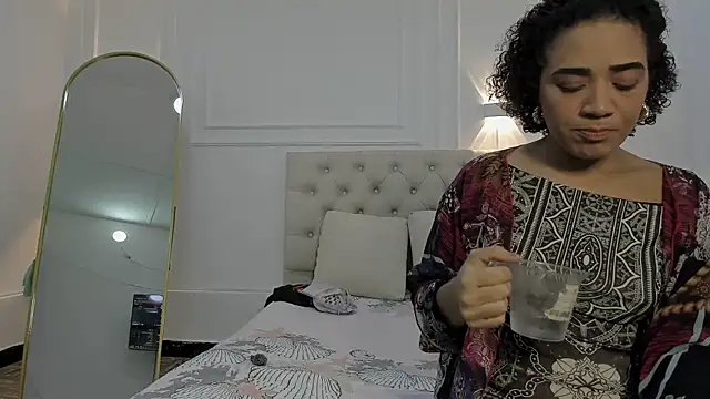 charlotte dante212 online show from February 11, 2026, 3:55 am