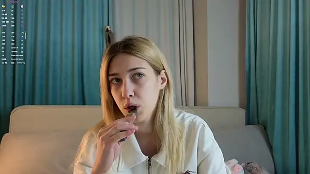 AngelicRice online show from January 11, 2026, 11:26 am