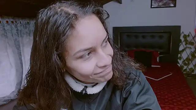 Skylovershot online show from November 6, 2025, 1:34 pm