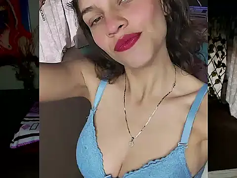 Skylovershot online show from December 3, 2025, 1:42 pm