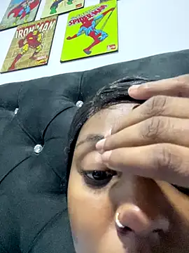 Snapshot of zaracollins01 chatting on October 25, 2025, 12:34 pm zaracollins01 online show from October 25, 2025, 12:34 pm