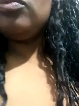 LunaSthena online show from October 8, 2025, 2:53 am