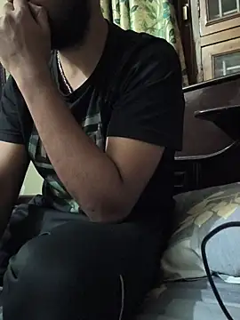 hunk7714 online show from November 22, 2025, 5:34 pm