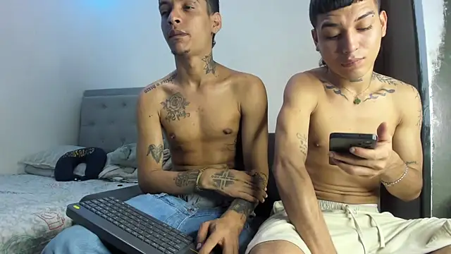 Snapshot of twinkDuohot chatting on April 9, 2026, 6:02 am twinkDuohot online show from April 9, 2026, 6:02 am