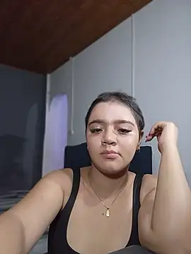 Snapshot of tony_and_katy chatting on March 18, 2026, 3:53 am tony and katy online show from March 18, 2026, 3:53 am