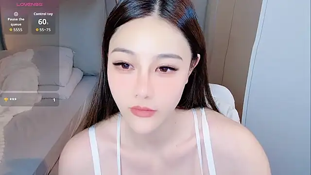 Snapshot of Auu-777 chatting on September 11, 2025, 8:14 am Auu-777 online show from September 11, 2025, 8:14 am