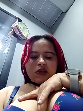 YourLittlePervertt online show from October 4, 2025, 5:27 am