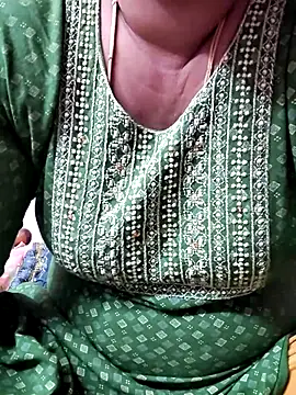 Snapshot of jothitelugu chatting on December 21, 2025, 6:09 am jothitelugu online show from December 21, 2025, 6:09 am