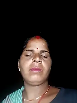 Snapshot of Sapna_cutt chatting on September 20, 2025, 3:57 pm Sapna cutt online show from September 20, 2025, 3:57 pm