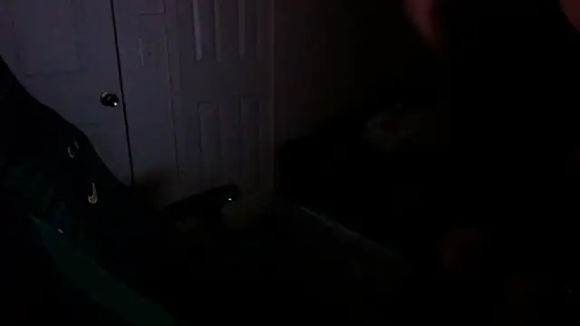 Snapshot of NeedyGlister chatting on September 24, 2025, 6:00 pm NeedyGlister online show from September 24, 2025, 6:00 pm