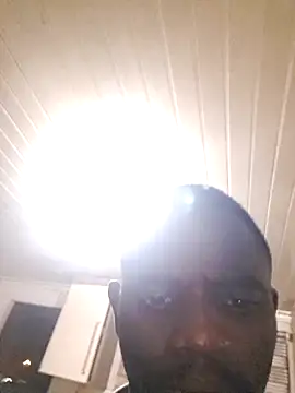 Snapshot of KwaneleK1 chatting on September 21, 2025, 6:09 pm KwaneleK1 online show from September 21, 2025, 6:09 pm