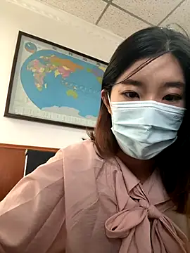 Lulu125216 online show from September 17, 2025, 5:20 am