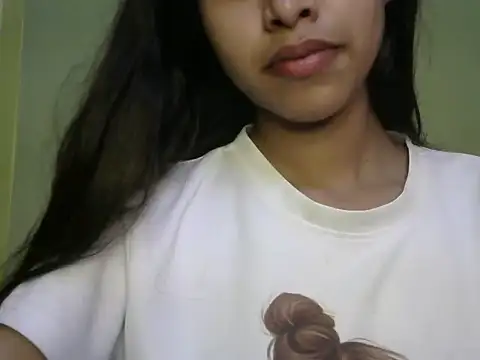 Snapshot of Ritu9 chatting on October 14, 2025, 4:46 am Ritu9 online show from October 14, 2025, 4:46 am