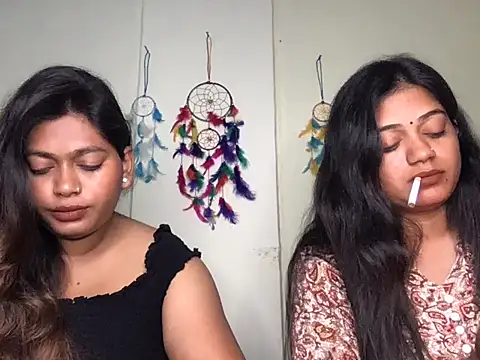 Snapshot of HoleyCoupon chatting on January 14, 2026, 5:29 pm HoleyCoupon online show from January 14, 2026, 5:29 pm