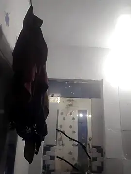 Suman Rani  online show from September 12, 2025, 7:19 am