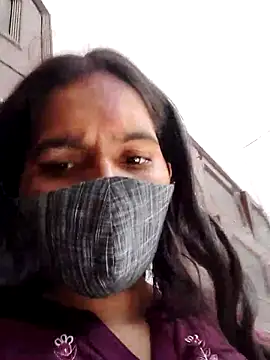 Suman Rani  online show from September 22, 2025, 6:04 am