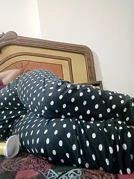 Suman Rani  online show from September 29, 2025, 7:19 pm