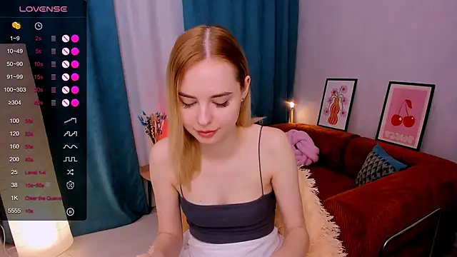 Snapshot of LillianShine chatting on May 1, 2026, 8:52 am LillianShine online show from May 1, 2026, 8:52 am