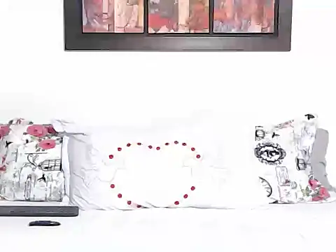 OSHYRIS online show from December 15, 2025, 1:04 pm